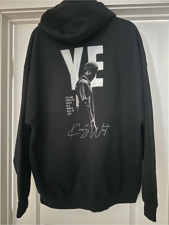 Gildan Other - Gildan Black Hoodie with White YE Graphic